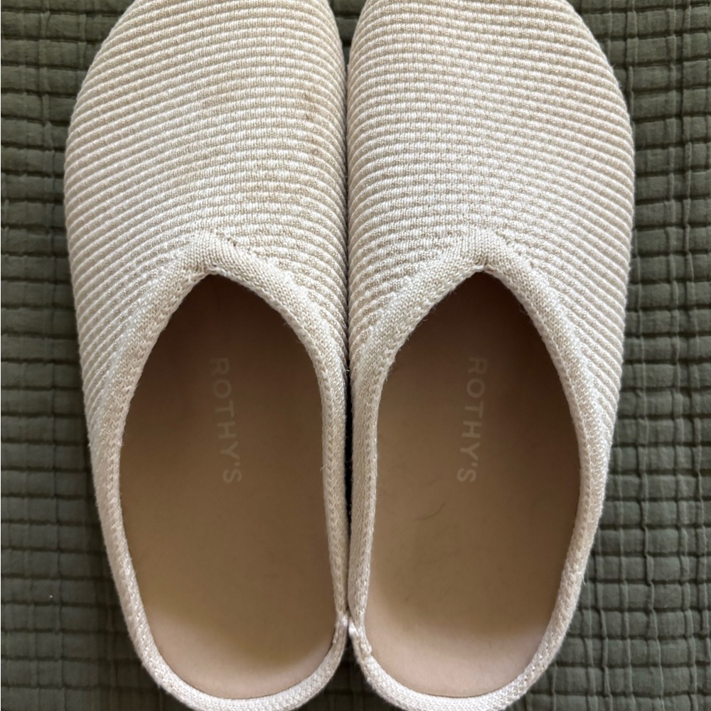 Rothy's Casual Clog - Size 9 - White